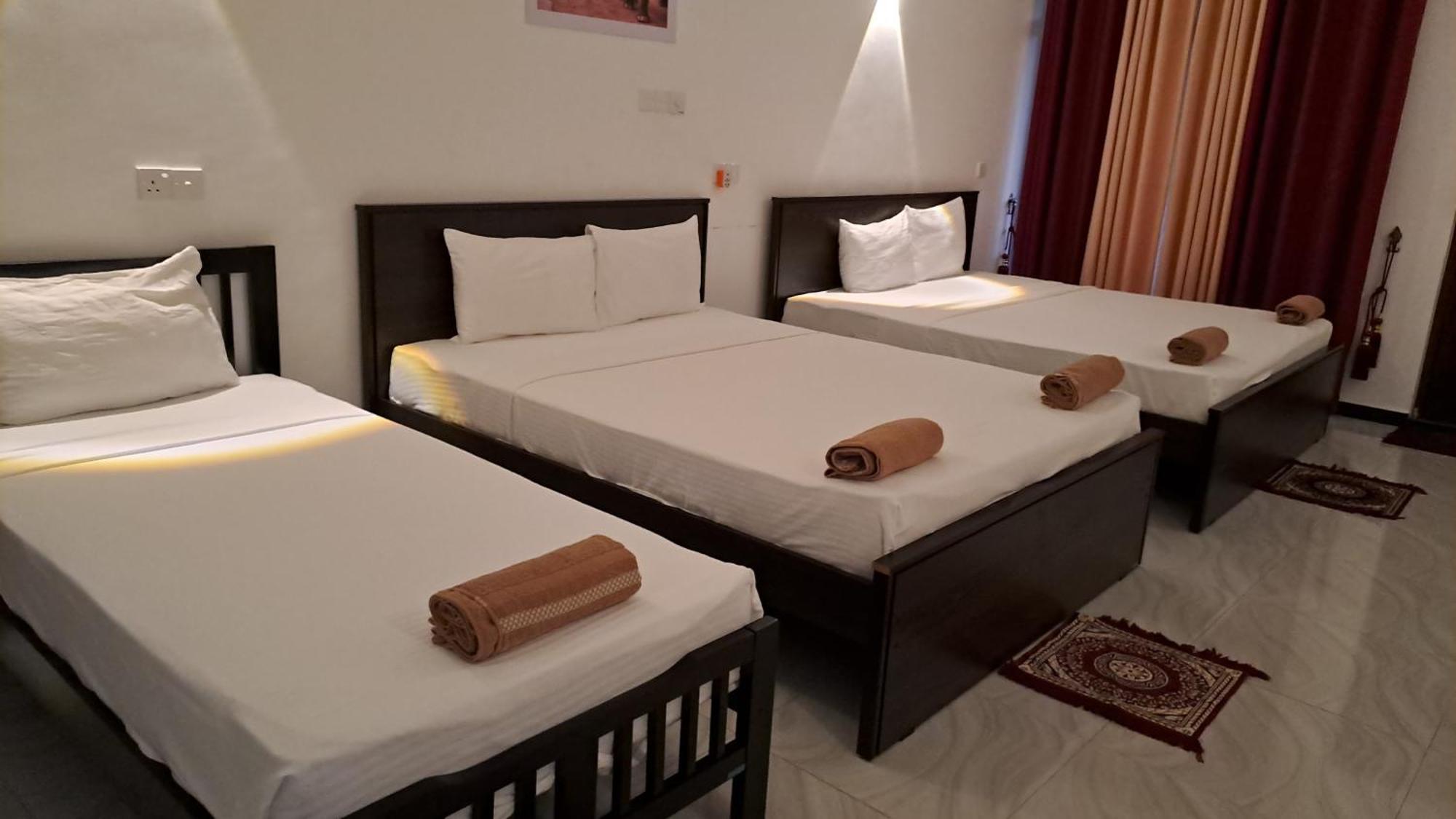 Concey Transit Hotel Airport View Katunayaka Ngoại thất bức ảnh